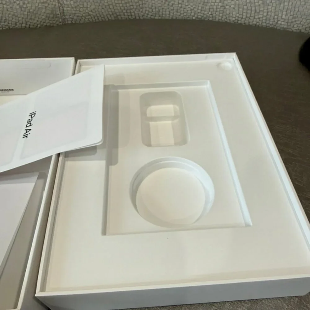 iPad Air 11 inches 2025 Empty box Only